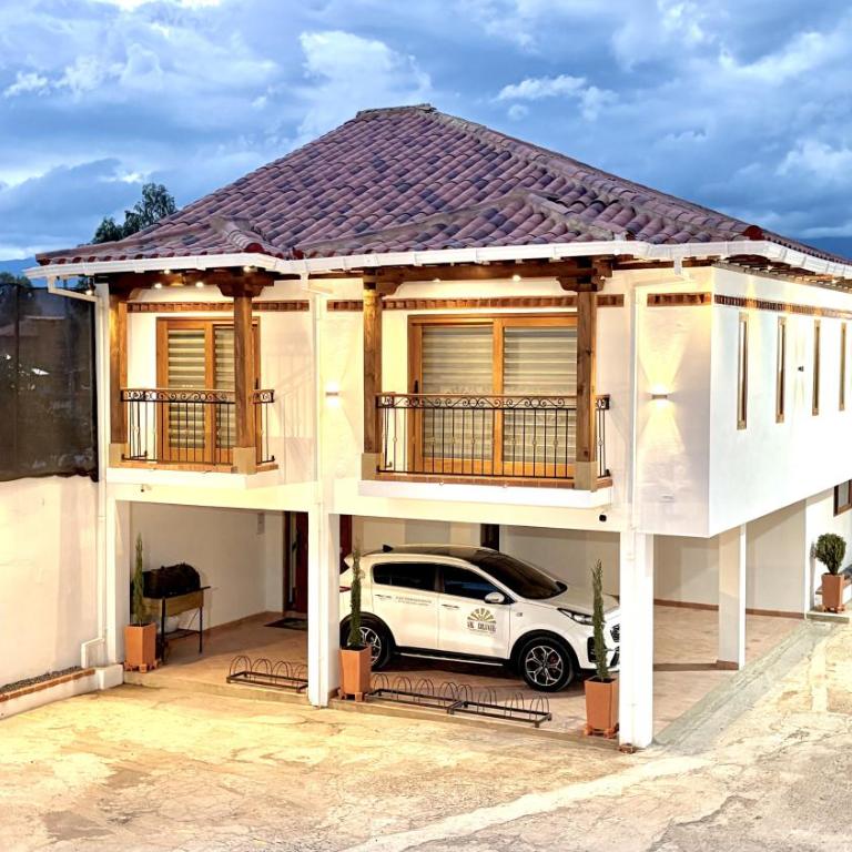 APTO LEGACY By Hotel Boutique & Spa - VDL Colonial - Three-Bedroom Apartment with Mountain View - 9