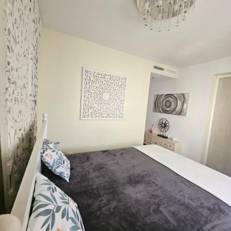 Casa Sol y Luna - Three-Bedroom House - 8