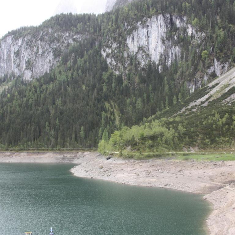 Gasthof Gosausee - Familienzimmer Zirbe - 2