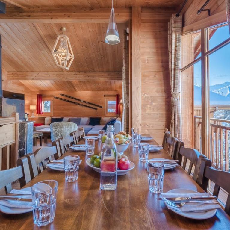 Cosy 4 bedroom chalet with hot tub (Chalet Velours) - Chalet - 11