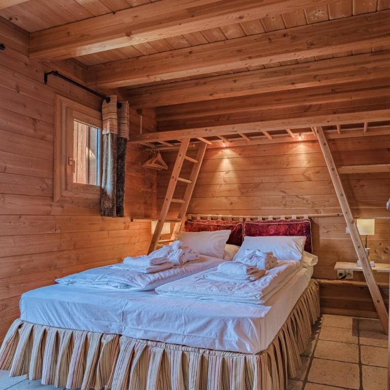 Cosy 4 bedroom chalet with hot tub (Chalet Velours) - Chalet - 18