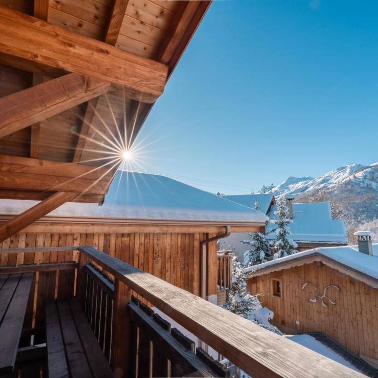Cosy 4 bedroom chalet with hot tub (Chalet Velours) - Chalet - 25