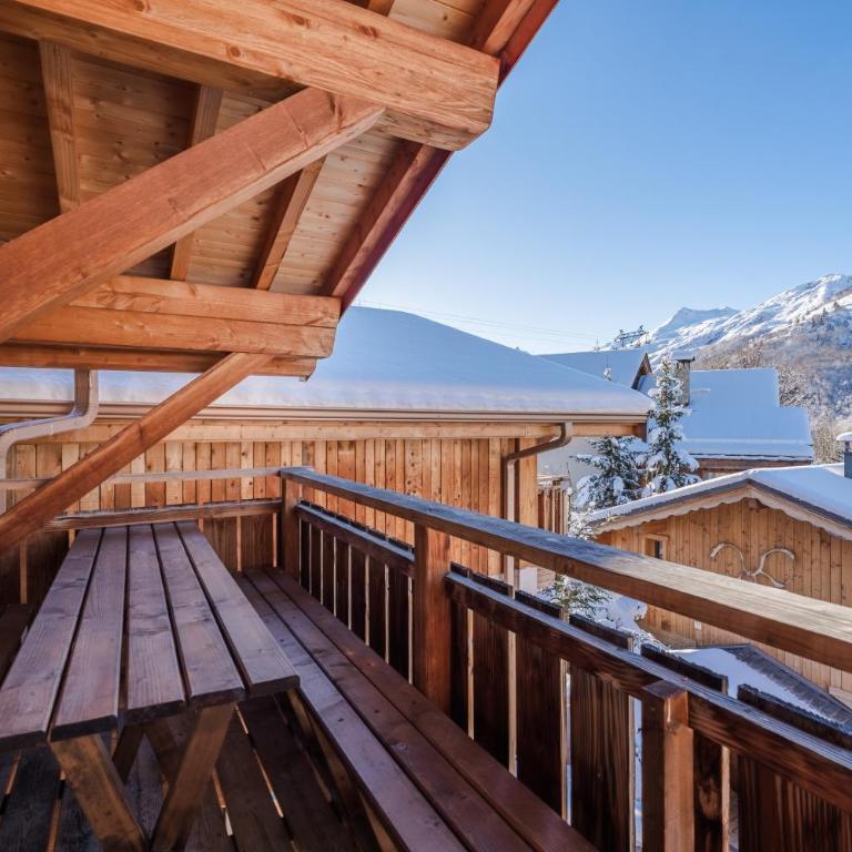 Cosy 4 bedroom chalet with hot tub (Chalet Velours) - Chalet - 26