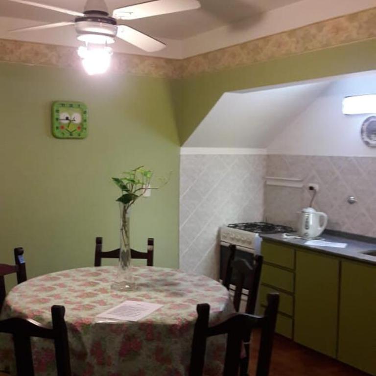 Hospedaje Familiar - Apartamento de 2 dormitorios - 6