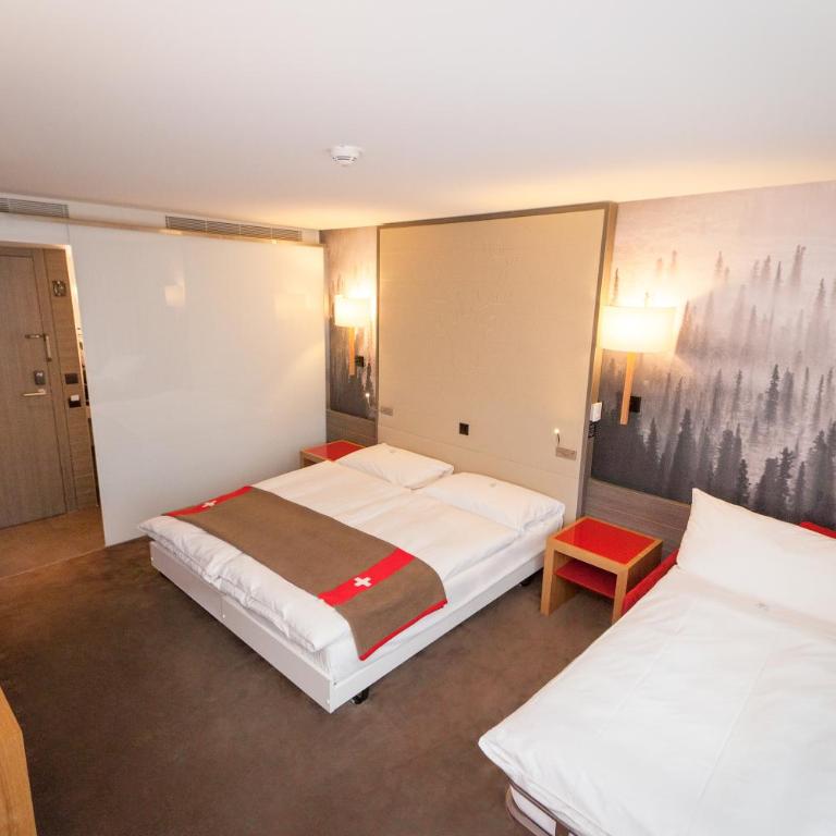 Agora Swiss Night by Fassbind - Dreibettzimmer - 4