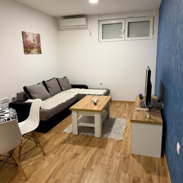 Podgorica, Delta - Apartman sa 1 Spavaćom Sobom - 4