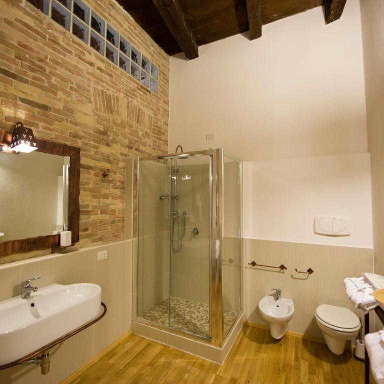 Castelletto Suites - Superior One-Bedroom Apartment with Balcony - 3