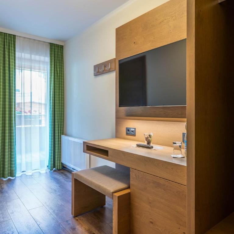 Aktivhotel Tuxerhof - Einzelzimmer mit Balkon - 3