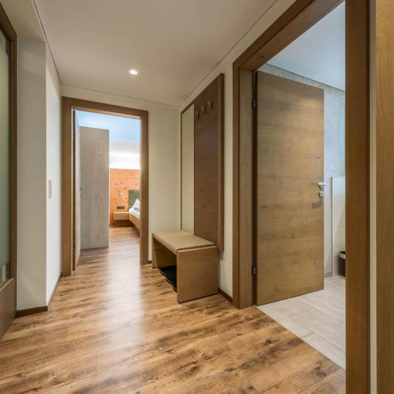 Aktivhotel Tuxerhof - Familienzimmer mit Balkon - 9