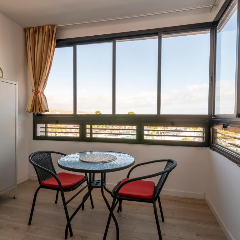 Renovated apartment close to Yumbo - One-Bedroom Apartment - 5