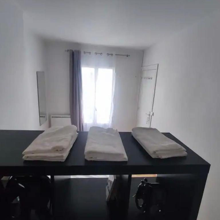 Facile d'accès et entretenu par femme de ménage - Appartement 1 Chambre - 17
