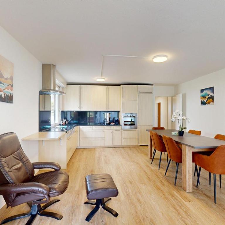 Großzügige 3 Schlafzimmer Wohnungen in Davos Bergblick zentral - Apartment mit 3 Schlafzimmern - 10