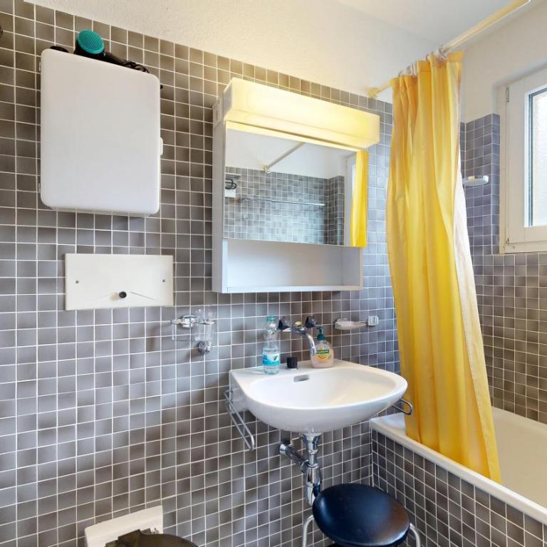 Großzügige 3 Schlafzimmer Wohnungen in Davos Bergblick zentral - Apartment mit 3 Schlafzimmern - 4