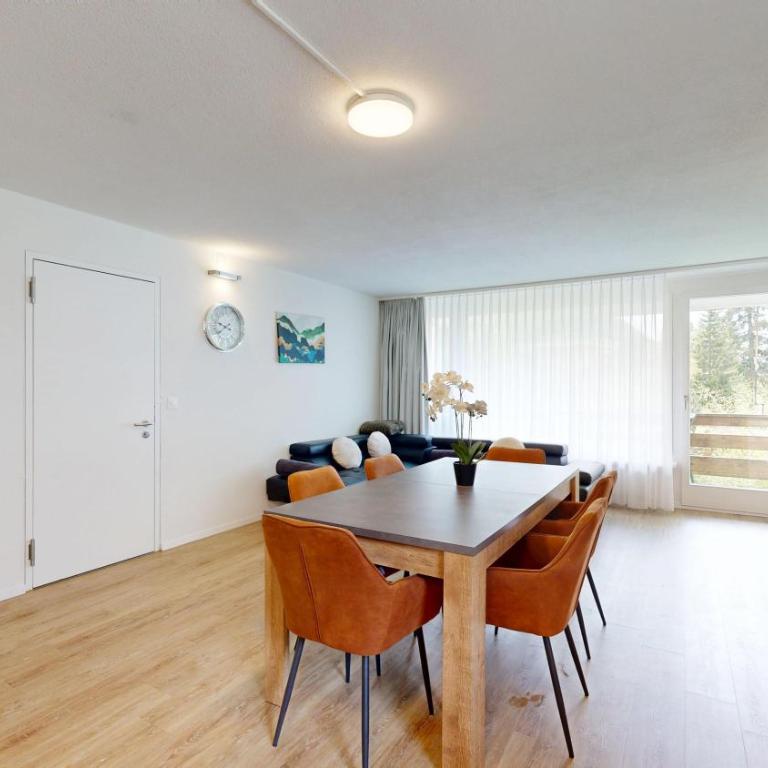 Großzügige 4 Schlafzimmer Wohnung in Davos Bergblick zentrale Lage - Apartment mit 4 Schlafzimmern - 3