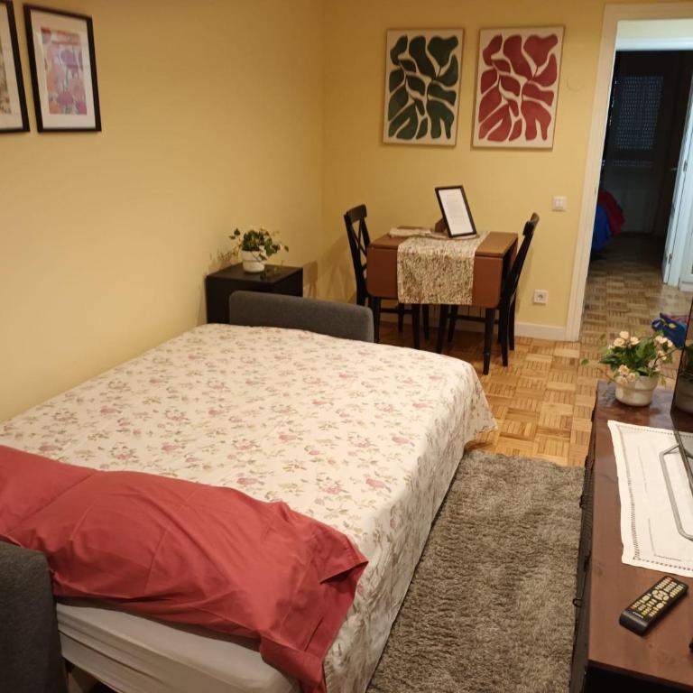 Apartamento Playa de Gijon - Apartamento de 1 dormitorio - 2