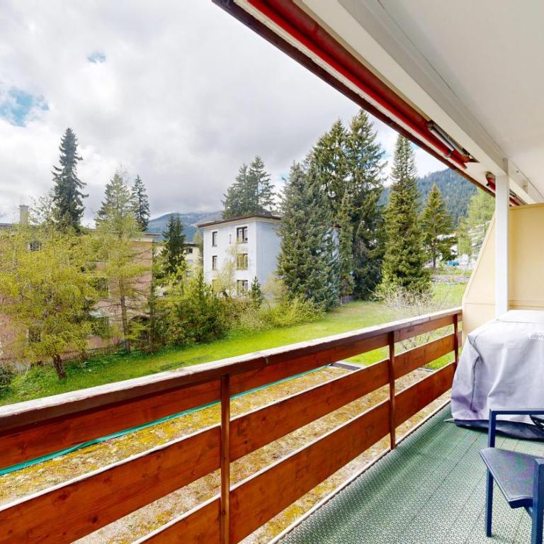 Helle 2 Schlafzimmer Wohnung in Davos - grosszügig, zentral und ruhig gelegen - Apartment mit 2 Schlafzimmern - 4