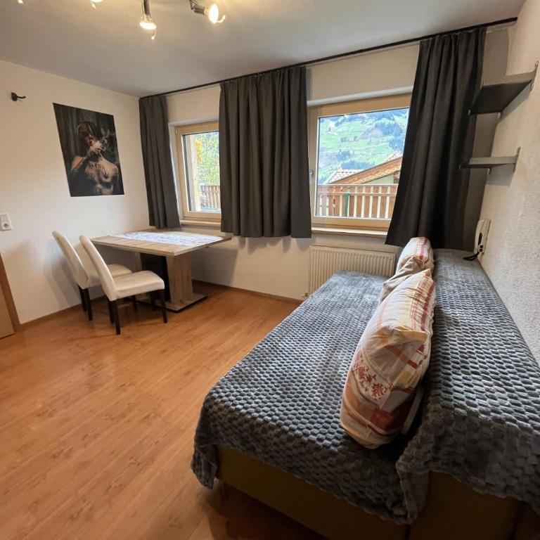 Ferienwohnung Eberharter Theresia - Apartment mit Blick auf die Berge - 9