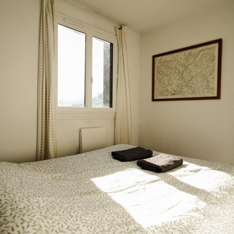 Appartement très calme 2 chambres avec parking et jardin privé sur les hauteurs de Briançon - Appartement 2 Chambres - 17