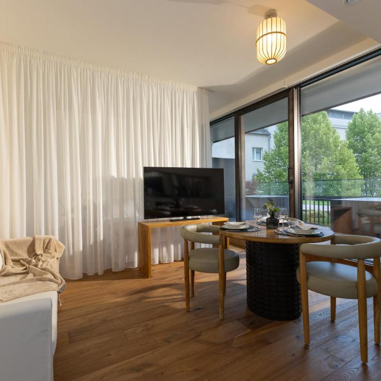 BLOOM-Living - Studio mit Balkon - 1