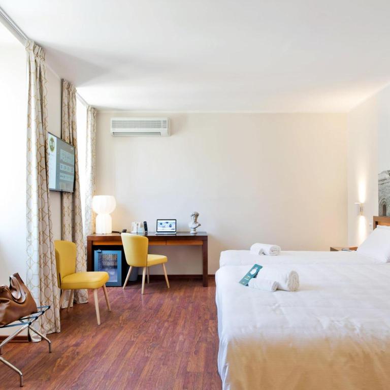 B&B Hotel Palermo Quattro Canti - Camera Tripla - 3