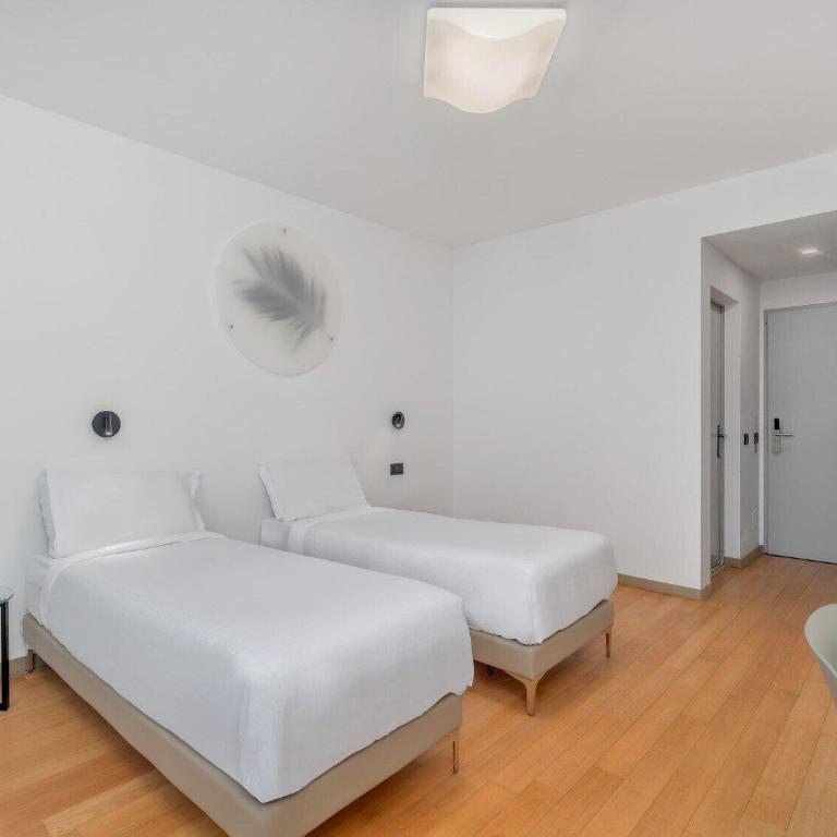 B&B HOTEL Alba - Camera Standard Doppia con Letti Singoli - 3