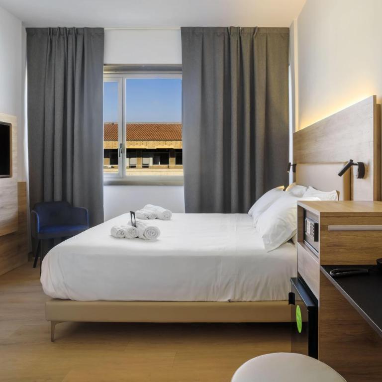 B&B HOTEL Catania City Center - Deluxe Double Room - 1