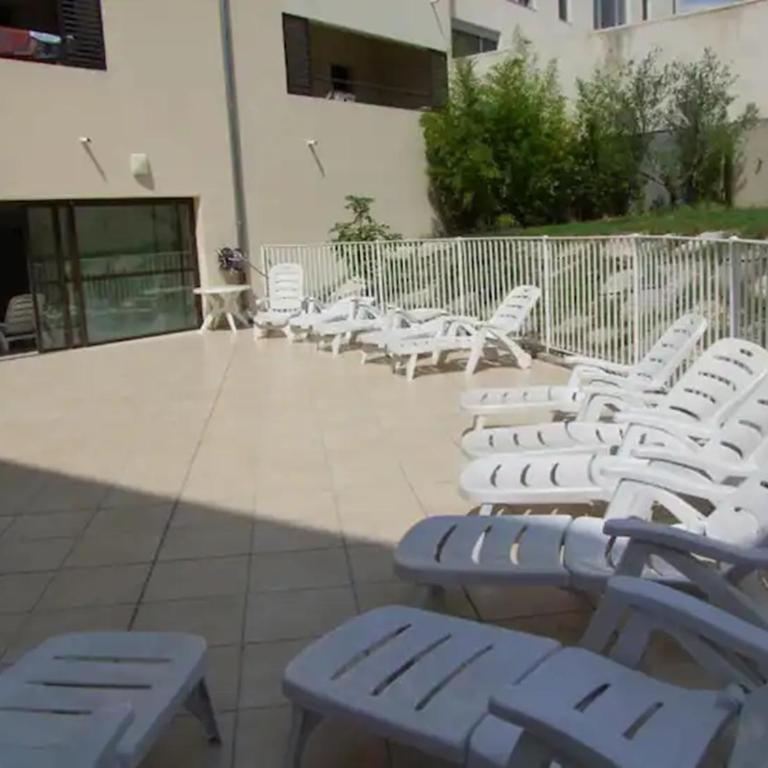 Appartement avec Terrasse et parking en centre ville d'Uzès - Appartement 1 Chambre - 12