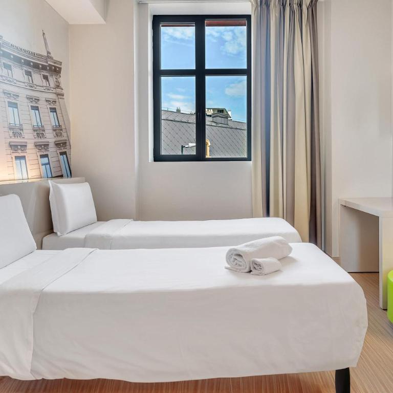 B&B Hotel Milano San Siro - Camera Doppia con Letti Singoli con Accesso Disabili - 1