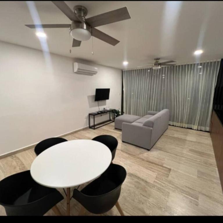 Insólita, Apartment near Plaza Altabrisa, City center la isla - Two-Bedroom Apartment - 36