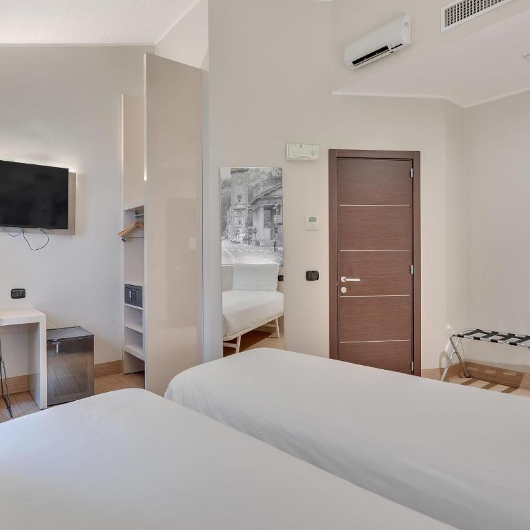 B&B Hotel Bergamo City - Camera Doppia con Letti Singoli - 4