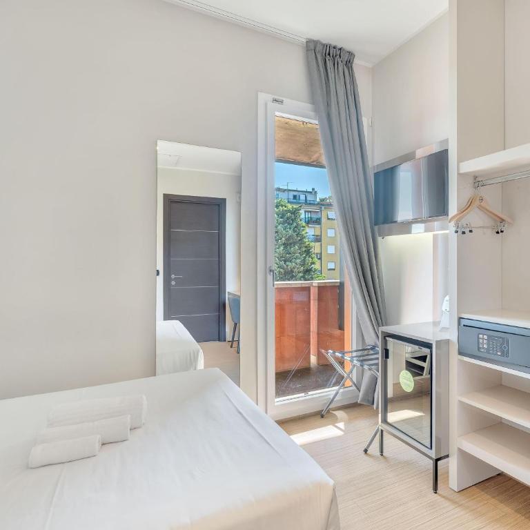 B&B Hotel Bergamo City - Camera Singola con Terrazza - 3