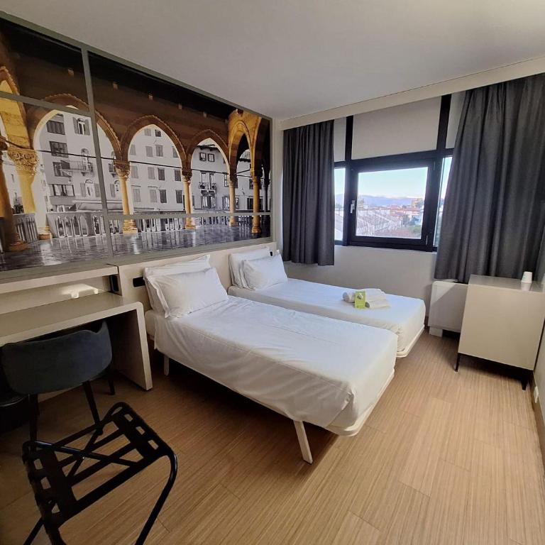 B&B Hotel Udine - Camera Superior Doppia con Letti Singoli - 1