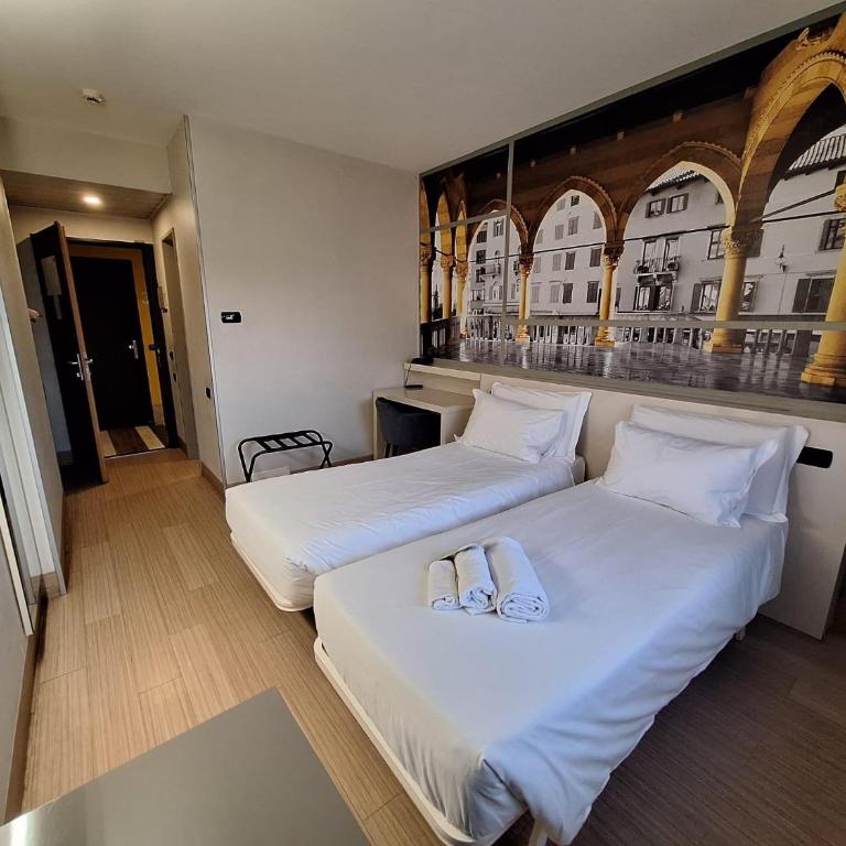 B&B Hotel Udine - Camera Superior Doppia con Letti Singoli - 2