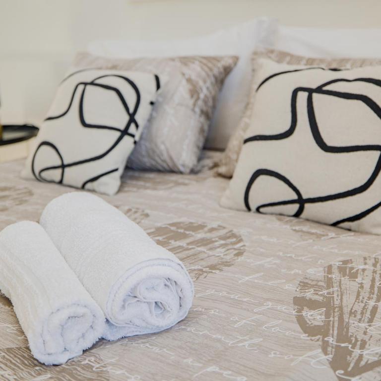 InMilanis Porta Venezia - Apt con 3 Camere a 10 min dal Duomo - Appartamento Superior con 3 Camere da Letto - 4