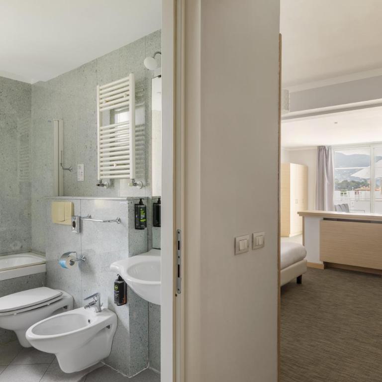 B&B Hotels Park Hotel Suisse Santa Margherita Ligure - Junior Suite - 6