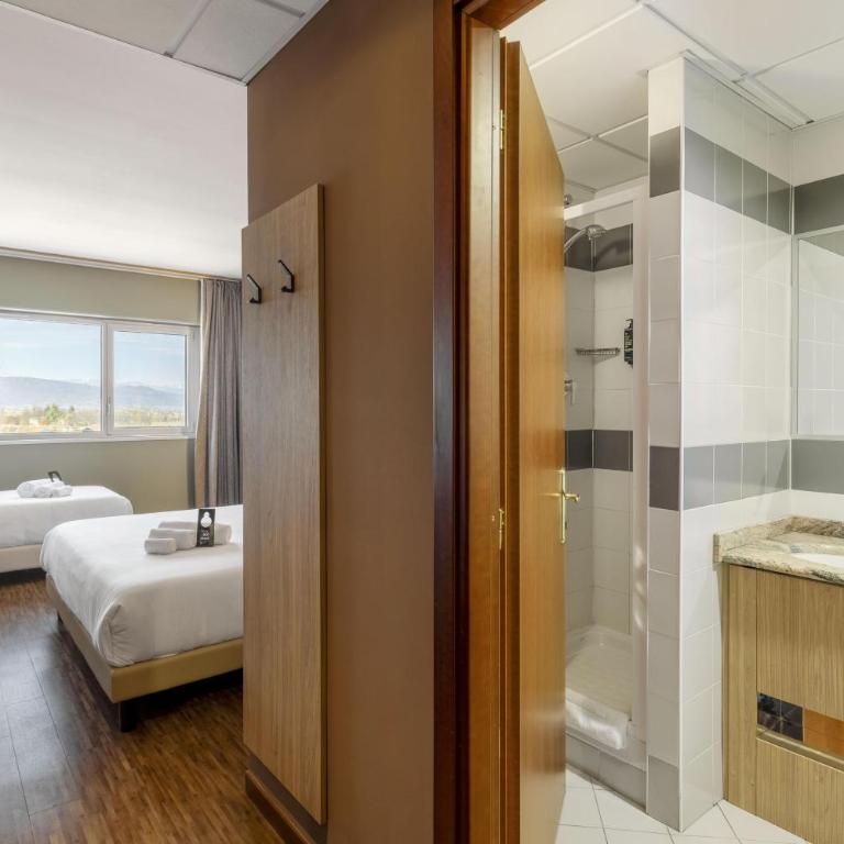 B&B HOTEL Cuneo Cristal - Camera Tripla - 4
