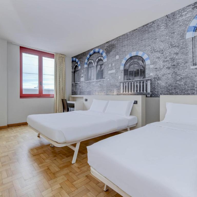 B&B Hotel Verona - Camera Tripla - 1