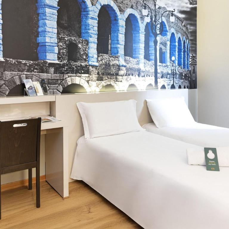 B&B Hotel Verona - Camera Doppia con Letti Singoli - 2