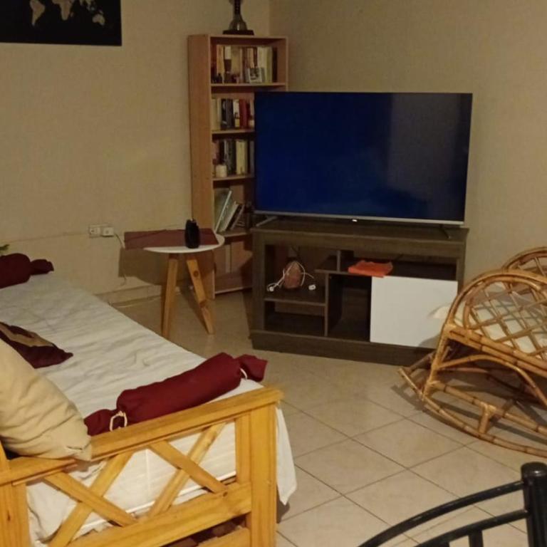 Casa Rawson - One-Bedroom House - 14