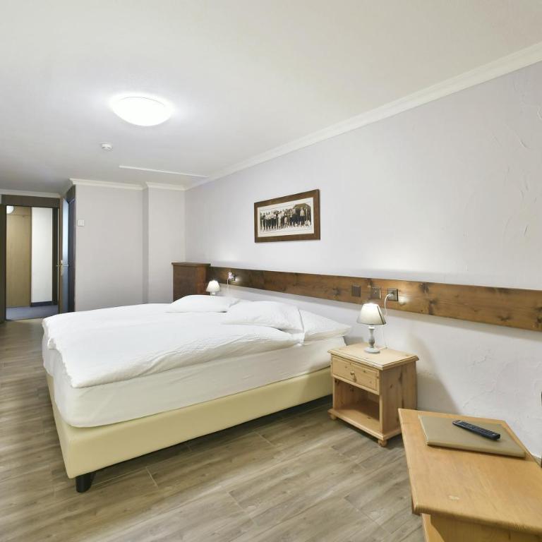 Hôtel Le Chamois - Superior Zweibettzimmer mit Balkon - 5