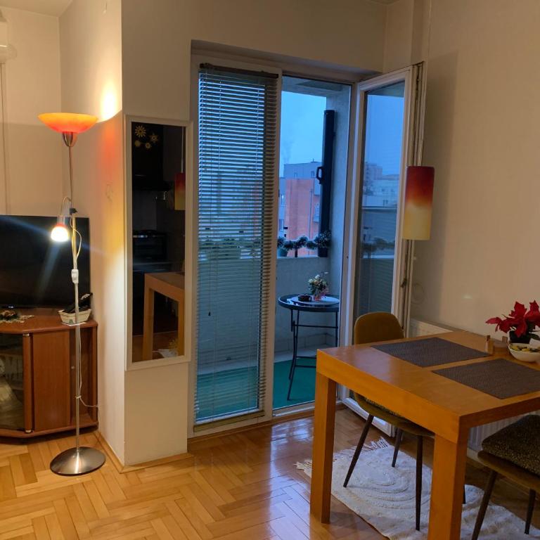 Belvedere - One-Bedroom Apartment - 6