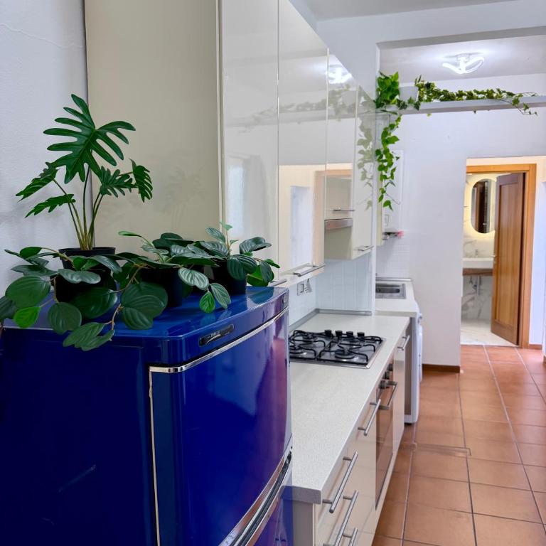 A stone's throw from the Duomo - Three-Bedroom Apartment - 3