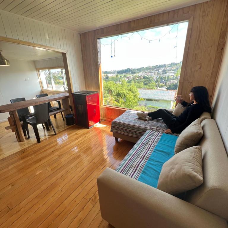 Acogedora Casa en Ancud Central Linda Vista - Three-Bedroom House - 1