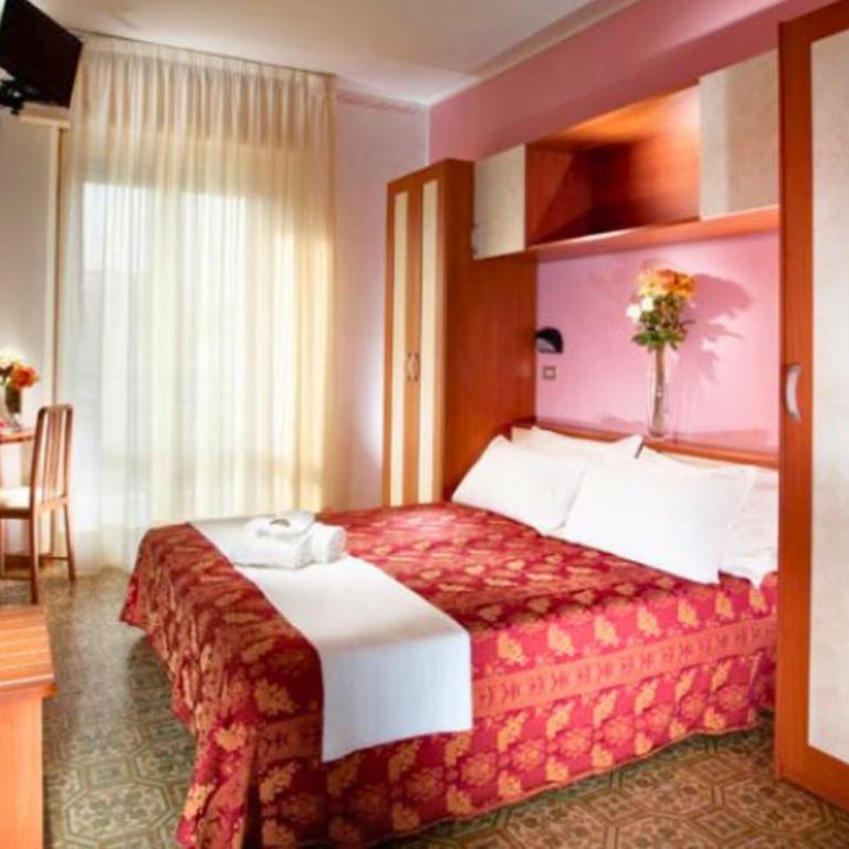 Hotel Stacchini - Camera Matrimoniale Standard - 7