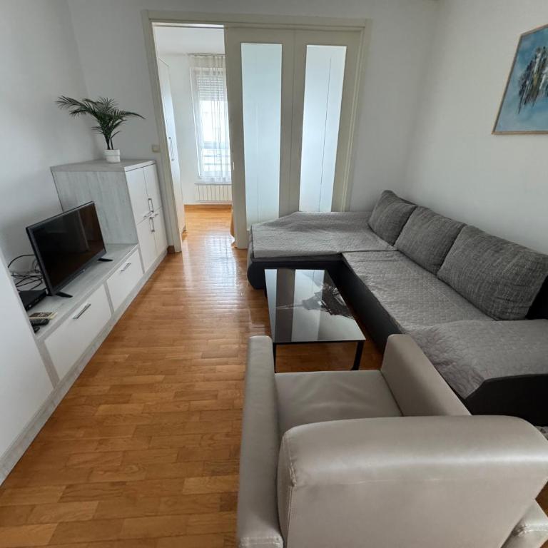 Apartment Zumbul 85 - One-Bedroom Apartment - 1