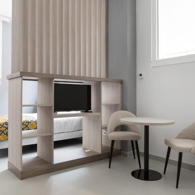 Dobo Madrid Las Torres - Studio - 2