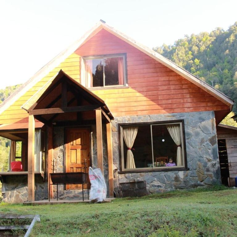 10 hectáreas de montaña con cabaña, senderos, saltos de agua y más - Three-Bedroom Chalet - 3
