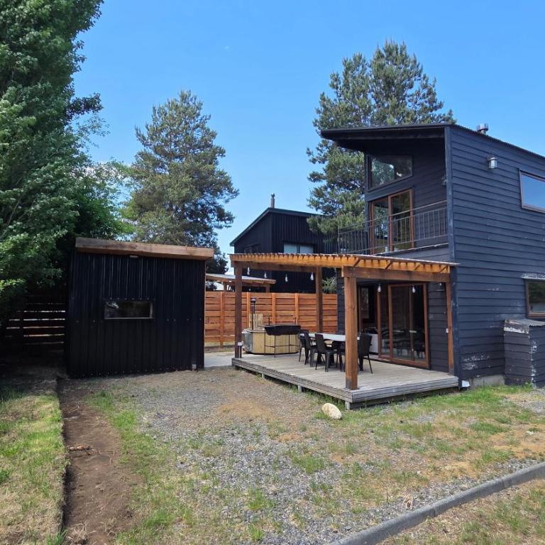 Acogedor Refugio con tinaja y sauna - Three-Bedroom Apartment - 2