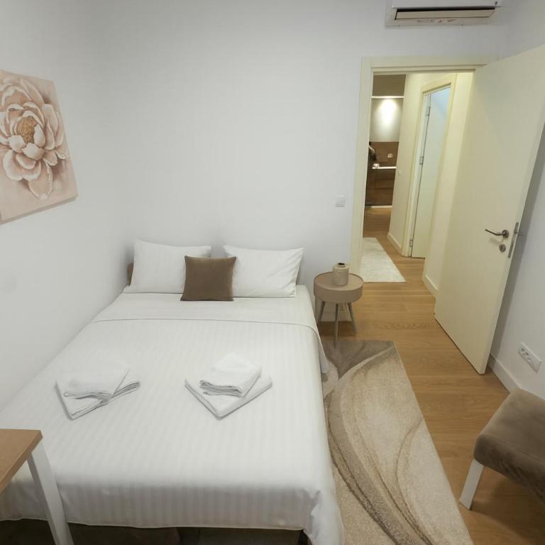 Belgrade Waterfront River & City View Apartment - Two-Bedroom Apartment - 15