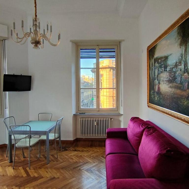 Royal Turin downtown - Two-Bedroom Deluxe Apartment with Balcony - 1